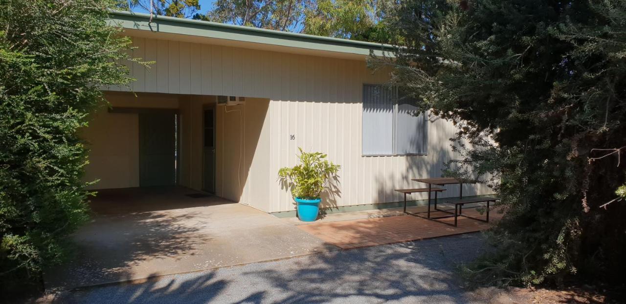 Modra'S Apartments Tumby Bay Dış mekan fotoğraf